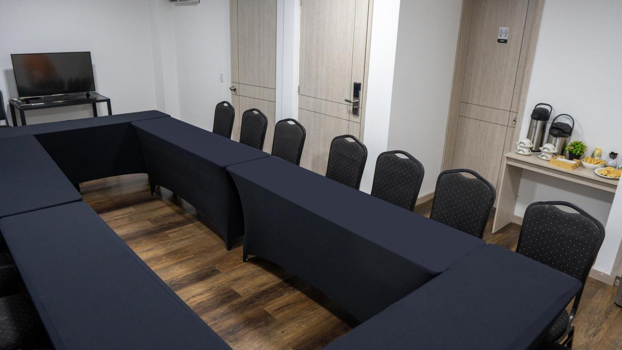 Hotel Diagonal Chipichape 3*